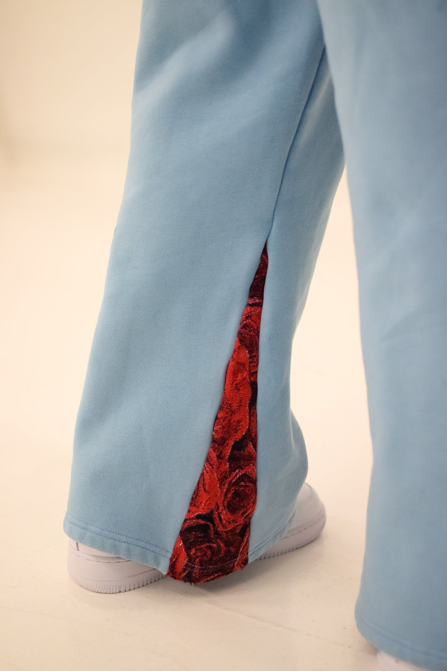 Chinchilla Living "Doves & Roses" Flare Sweatpants Red & Blue